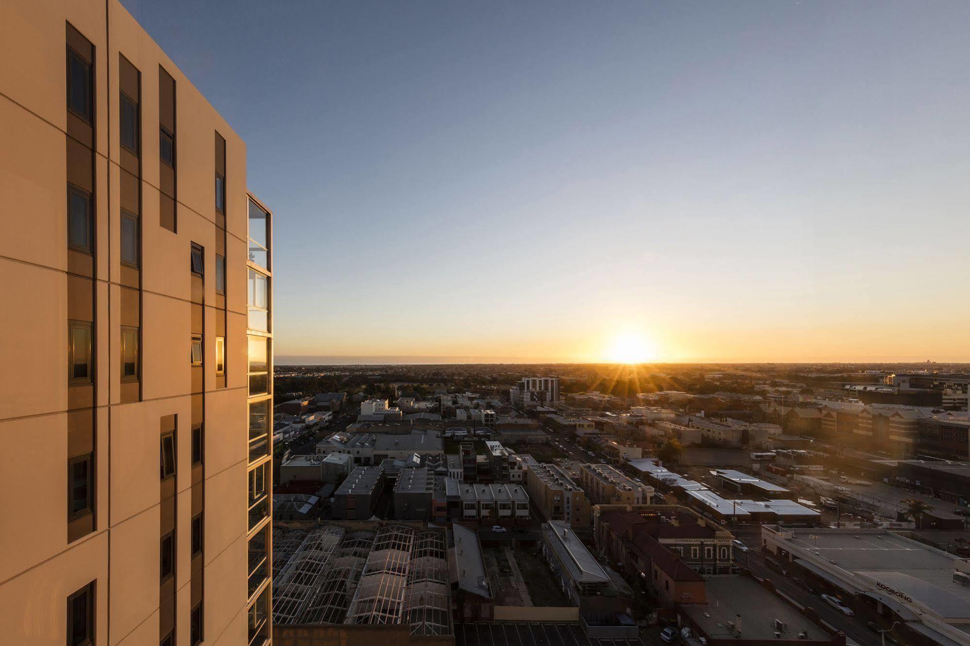 iStay Precinct Adelaide Exteriör bild